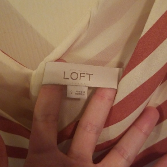 🍭Loft lined dress, size small. EUC!🍭 - Picture 3 of 4